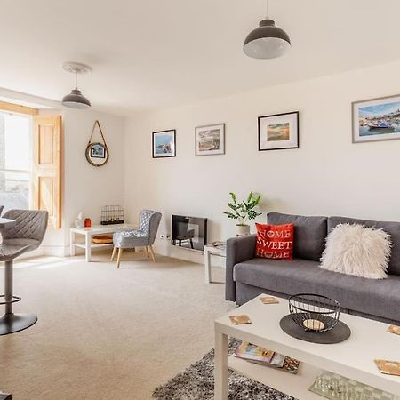 Modern Flat With Island Views In Heart Of Tenby Dış mekan fotoğraf