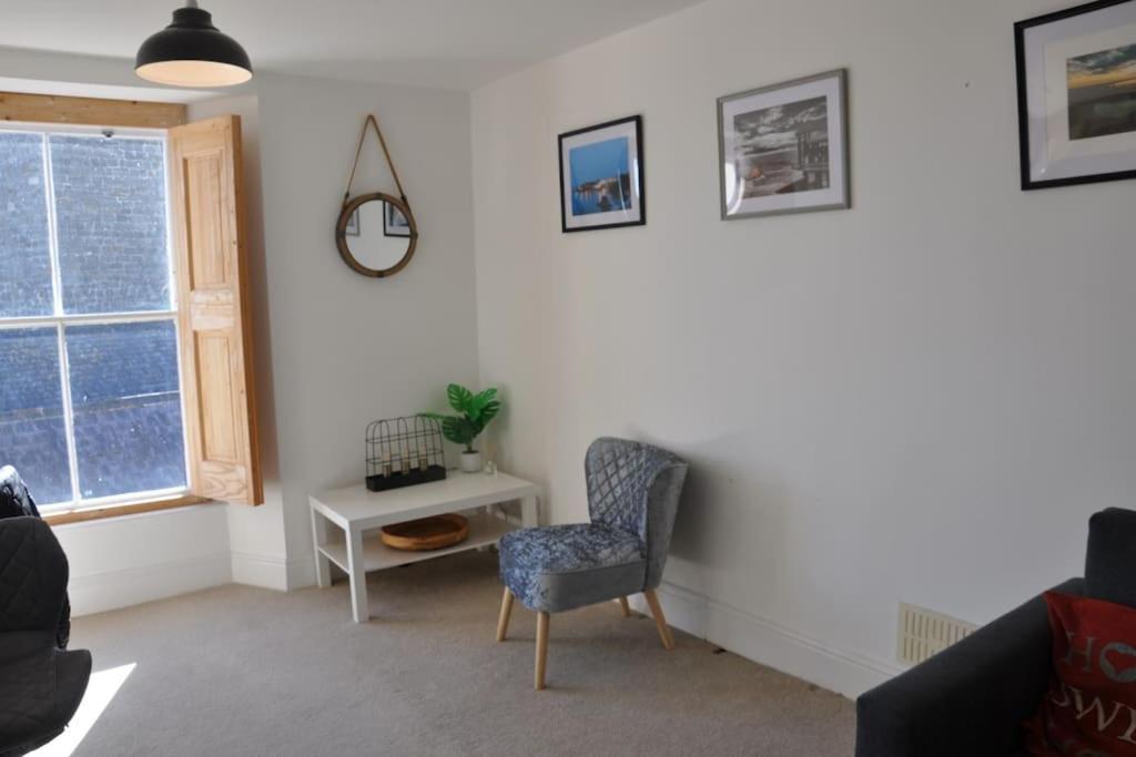 Modern Flat With Island Views In Heart Of Tenby Dış mekan fotoğraf
