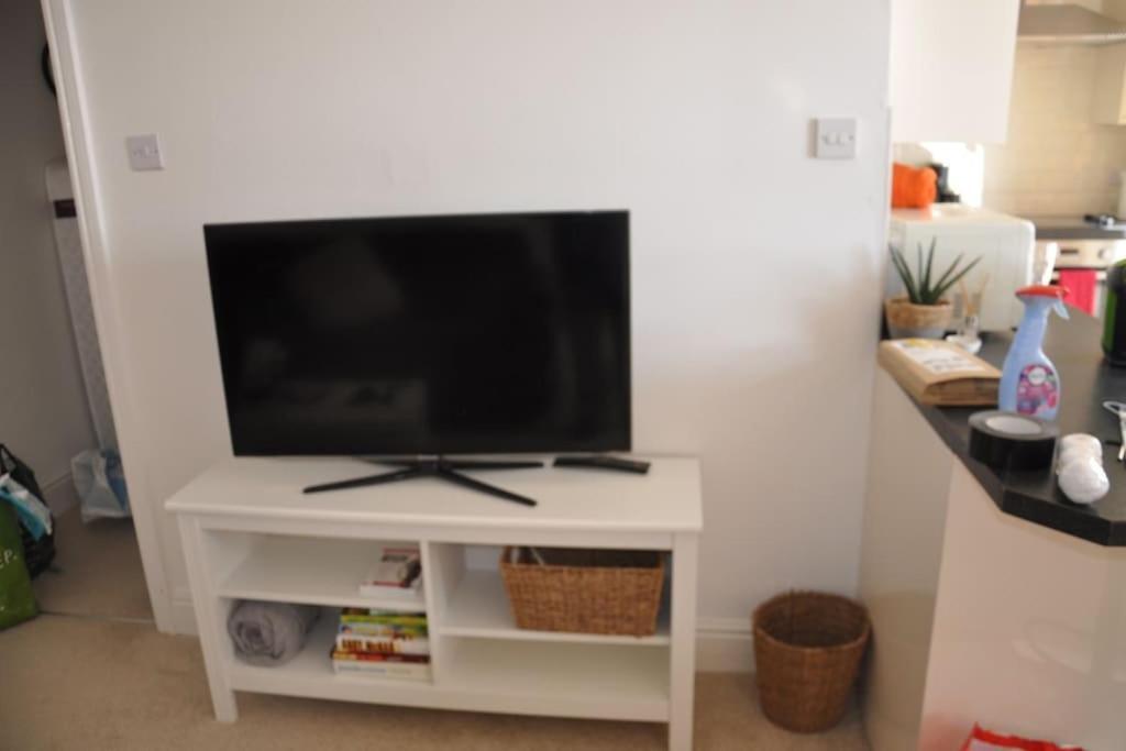 Modern Flat With Island Views In Heart Of Tenby Dış mekan fotoğraf