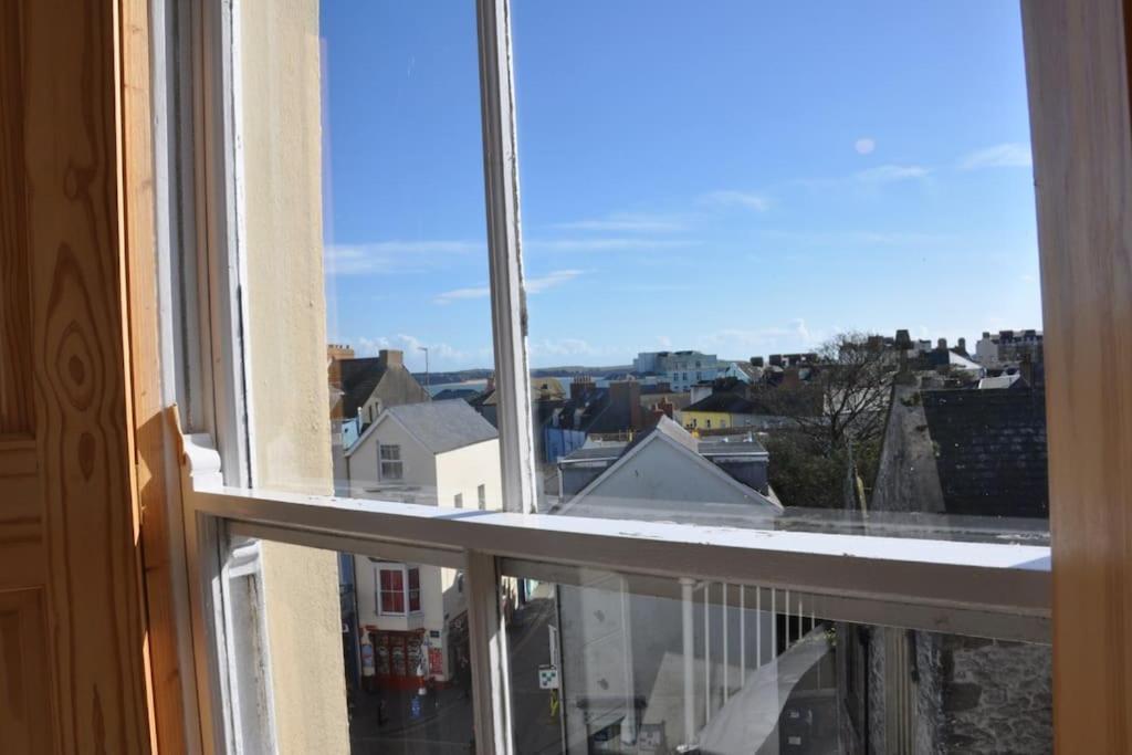 Modern Flat With Island Views In Heart Of Tenby Dış mekan fotoğraf